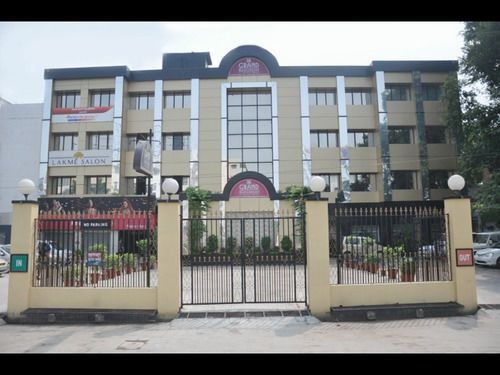 Grand Continental Hotel Prayagraj Esterno foto